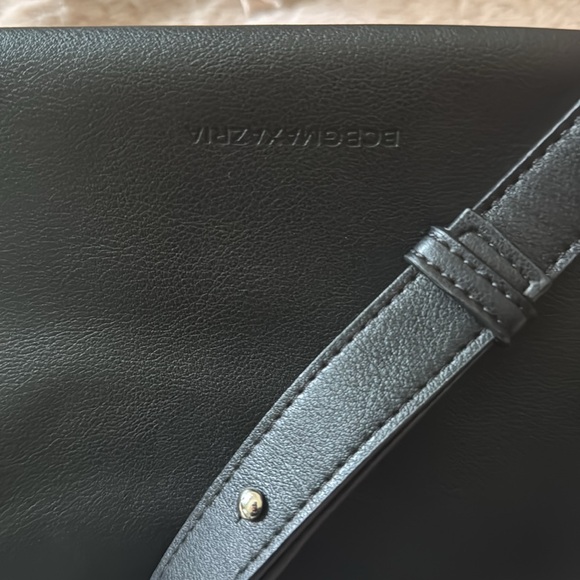 BCBGMaxAzria Convertible Black Shoulder Bag - Picture 13 of 13